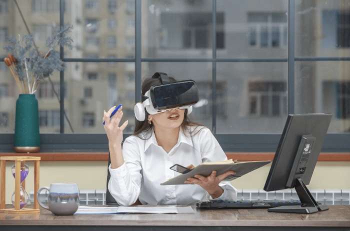 Metaverse and Work: The Transformation of the Workforce in the Virtual Era
